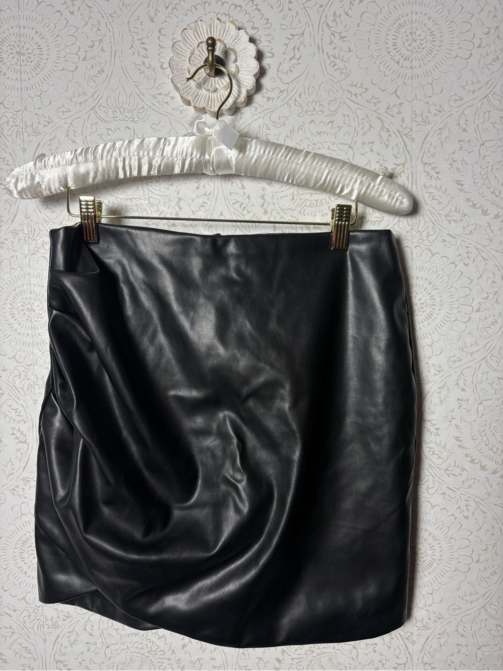 REVOLVE | Nookie Alexia faux leather mini skirt Size L